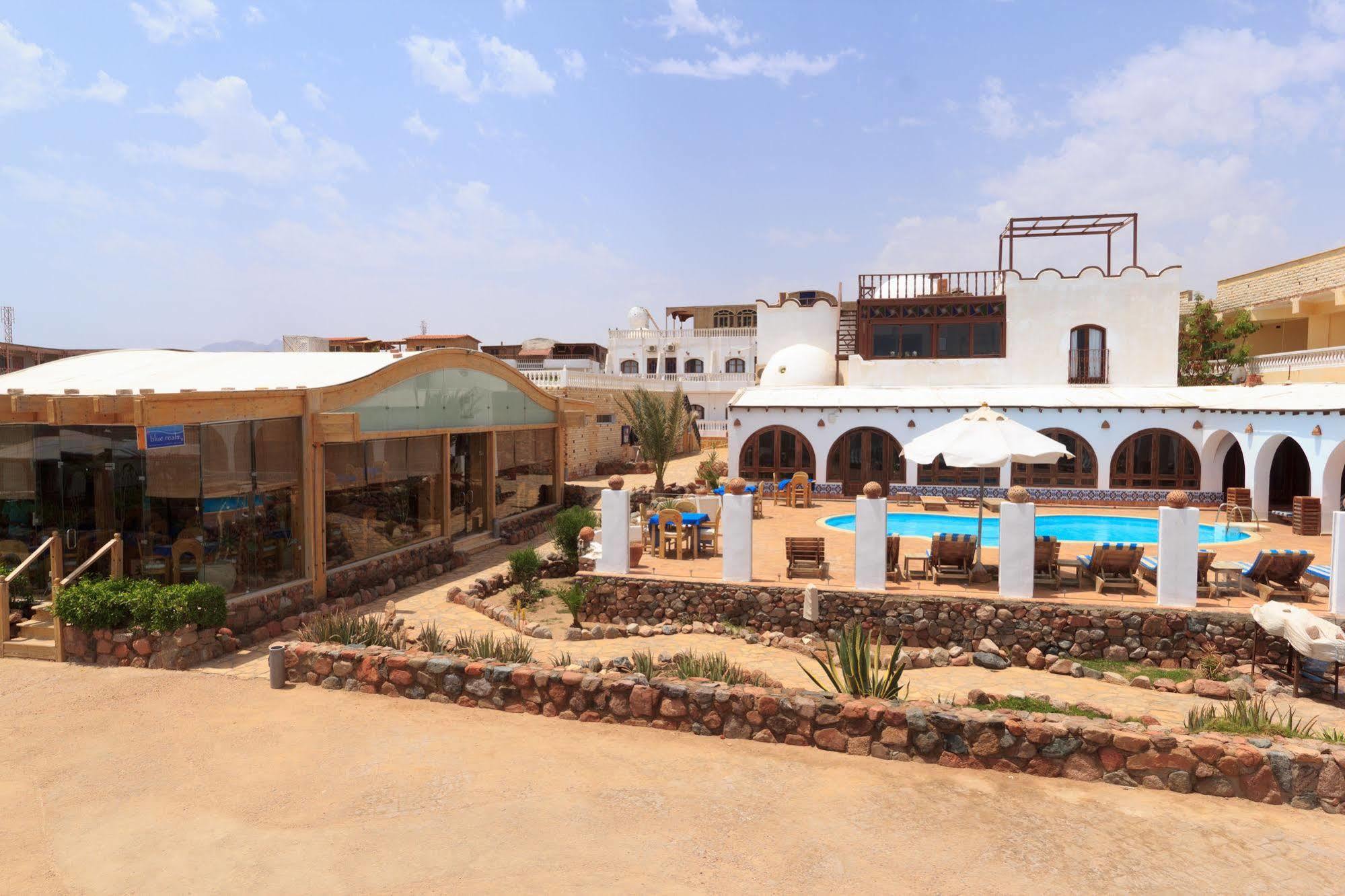 Blue Beach Club Дахаб Экстерьер фото